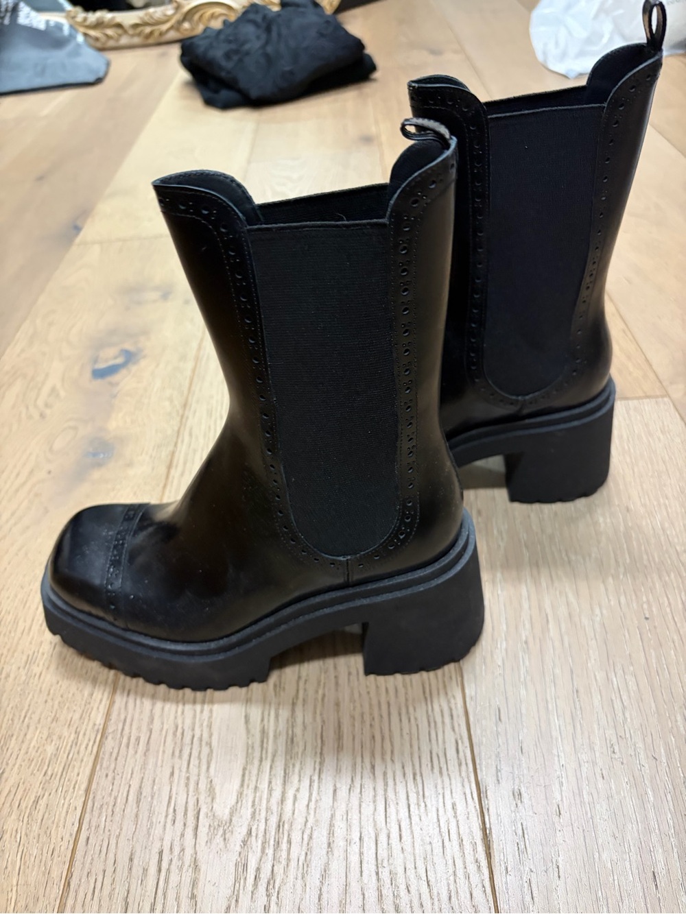 Frame Denim Black Chunky Chelsea Heeled Boots